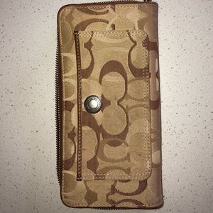 Coach wallet